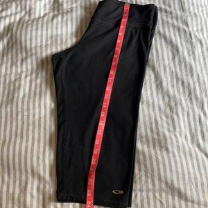 Crop knee length biker shorts/leggings